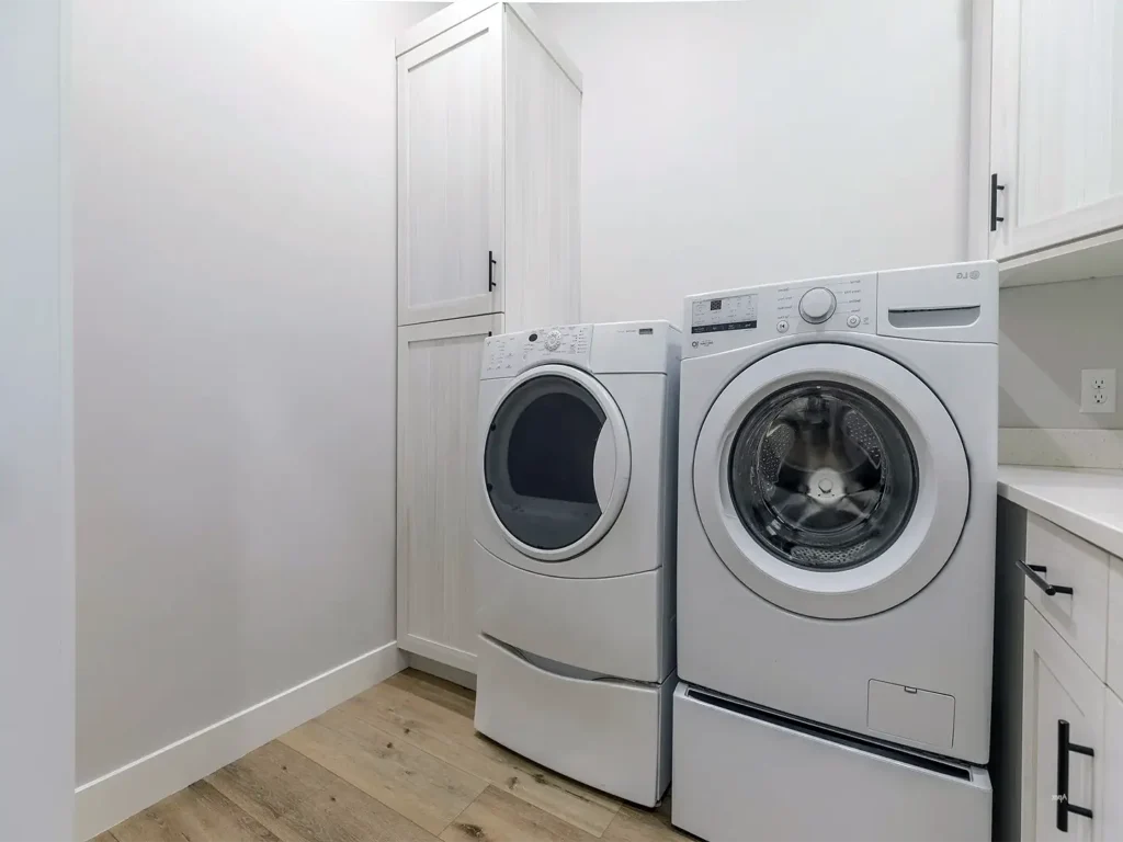 Draper Utah Basement Laundry